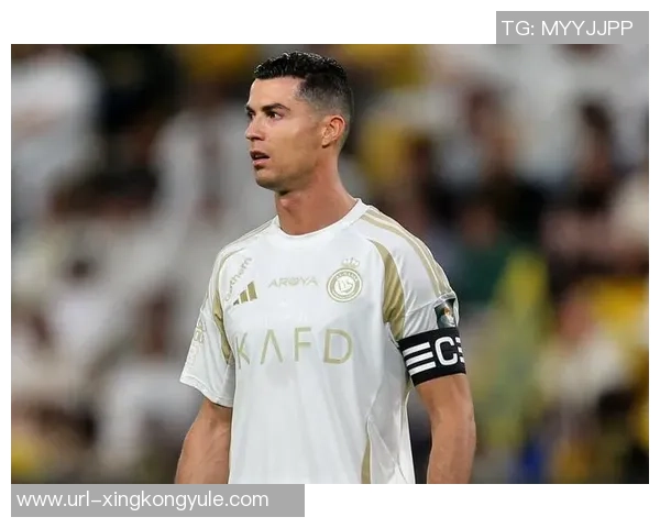 法媒报道库尔扎瓦加盟印尼超万隆队或将在亚冠二级对阵C罗